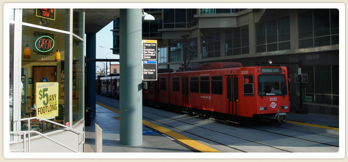 <span>Smart Corner</span><br>Smart Corner, headquarters of the San Diego Housing Commission, is a busy metropolitan transit district with trolley and bus stops.